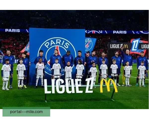 巴黎圣日耳曼为克瓦拉茨赫利亚标价 英超三强激烈争夺战开启