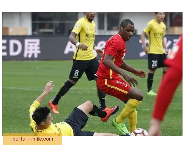 萨默维尔为铁锤帮斩获首粒进球助力球队迎来关键胜利 萨默维尔为铁锤帮斩获首粒进球助力球队迎来关键胜利